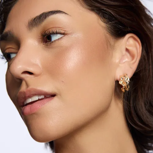 Holiday Skin 4 in 1 Luminizer